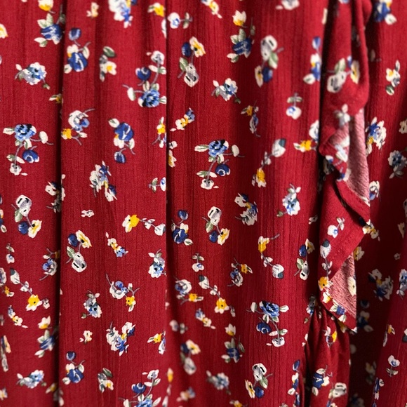 Red with yellow floral maxi skirt - Picture 5 of 6